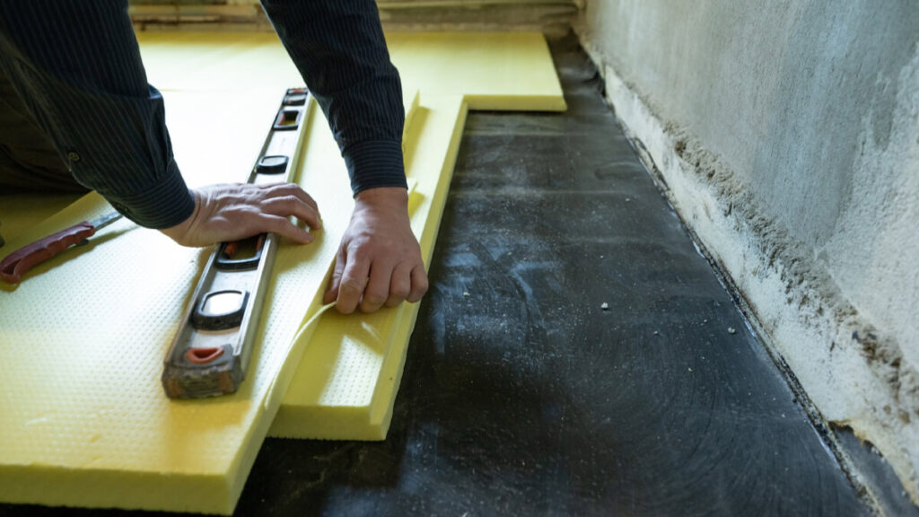 Floor insulation