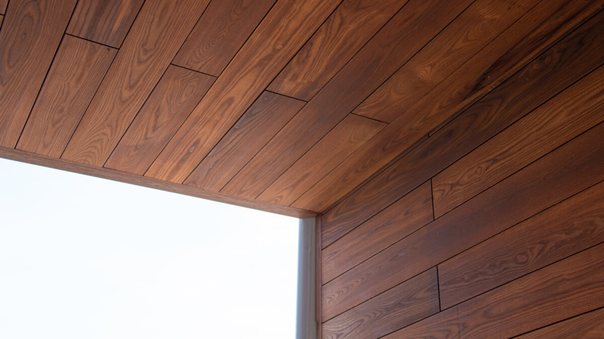 Thermally modified timber