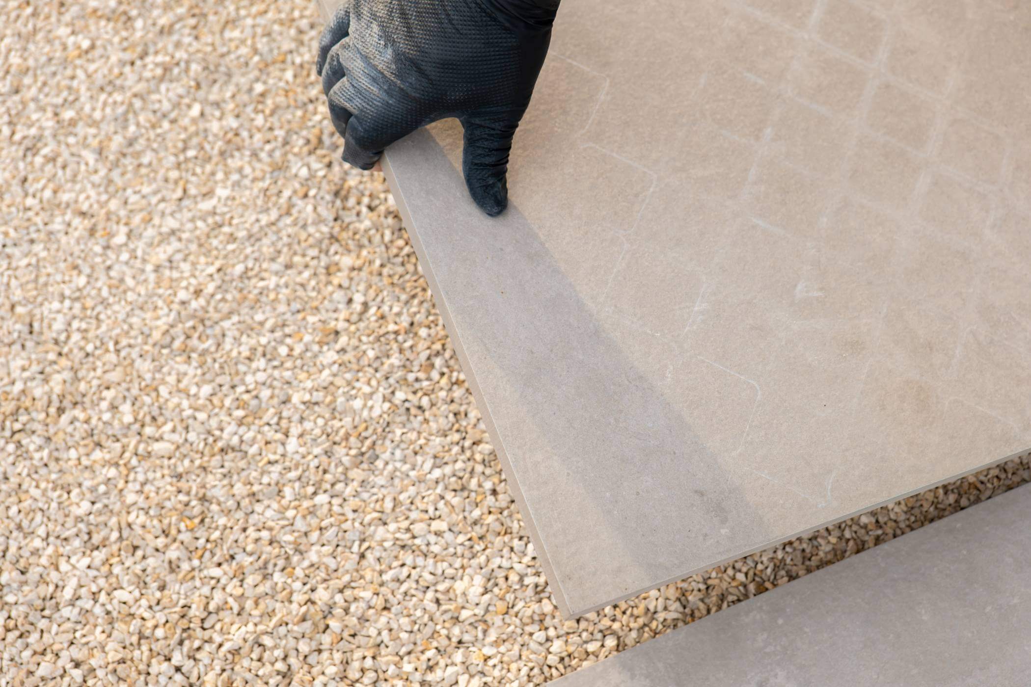 laying-pavement-stones